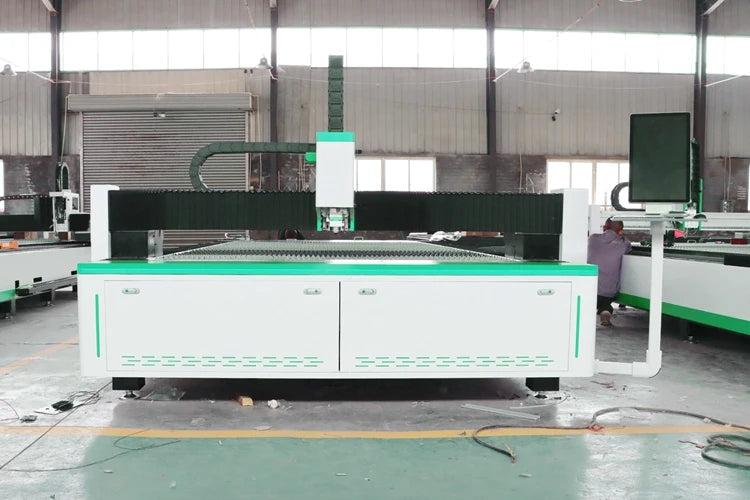 1500W 2000W 3KW Industrial CNC Laser Cutter Automatic Fiber Laser Cutting Machine For Metal Processing