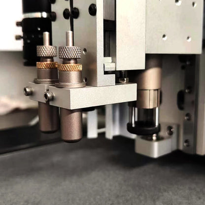 MOMOTECH 4060 CNC Automatic Carton Box Perfume Box Die Gift Box Cutting Machine