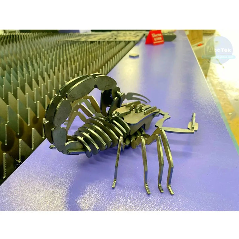 High Power 3015 2060 1500W- 12KW CNC Fiber Laser Cutter Metal Sheet Plate Pipe tube Cutting Machine for 3mm 6mm 10mm Thickness