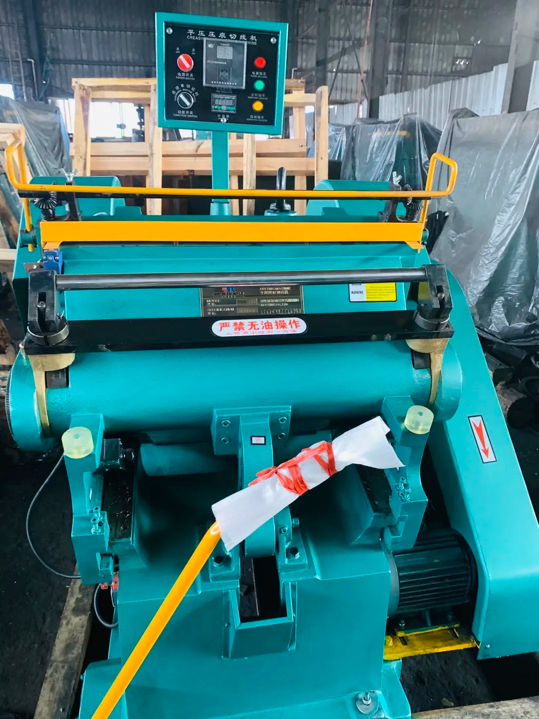 Heavy Duty Automatic Flat Bed Label Paper Box Die Cutting Machine Carton Printing Slotting Die-cutting Creasing Machine